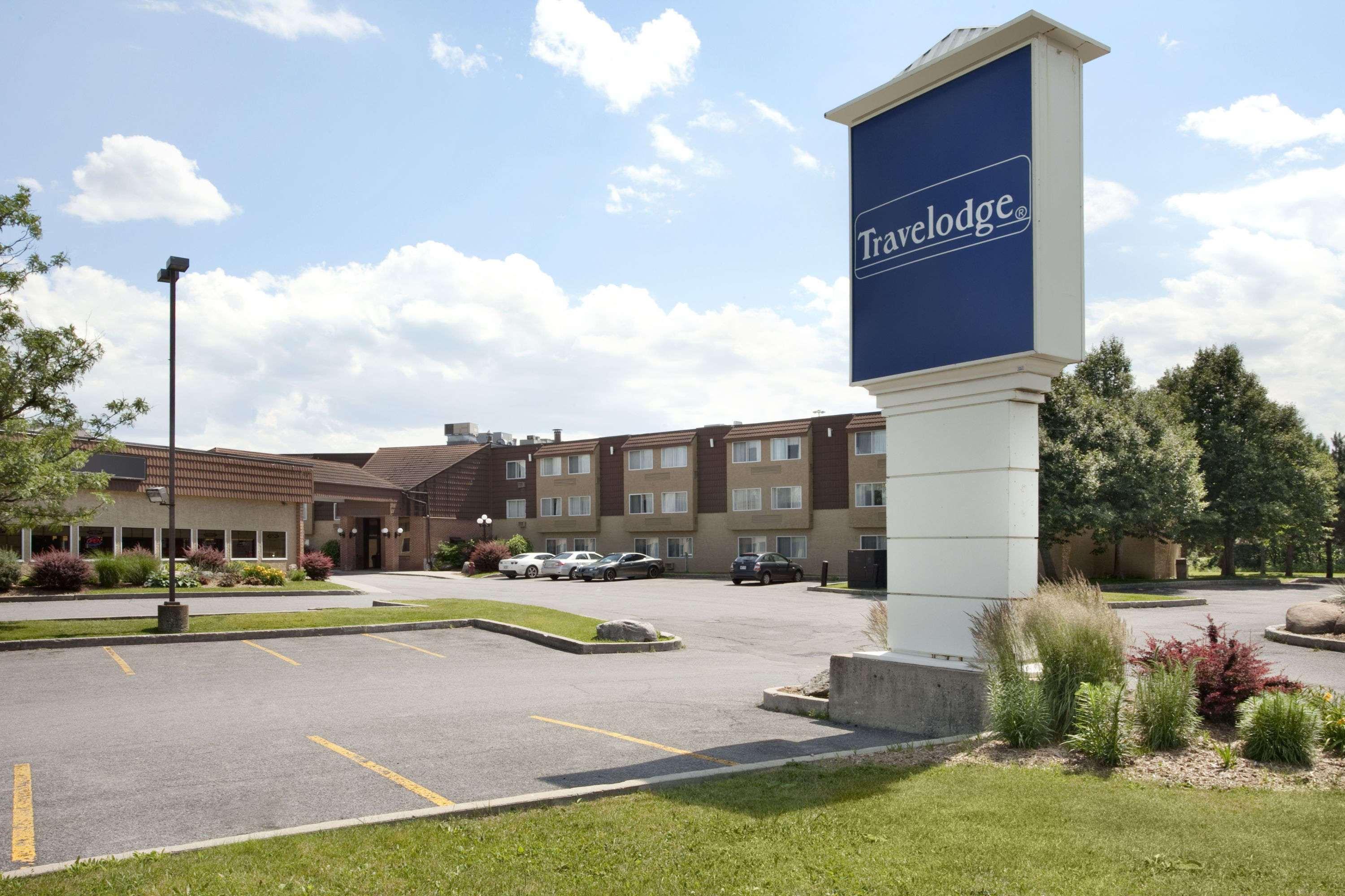 Travelodge By Wyndham Ottawa East Zewnętrze zdjęcie